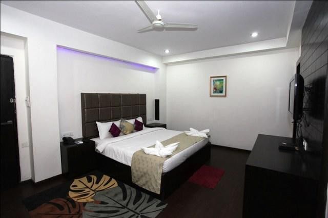 Oyster Airport Hotel Hyderabad Exterior foto